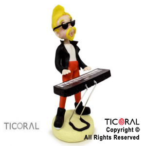 ADORNO MUSICO CON PIANO A. PORCELANA FRIA x 1